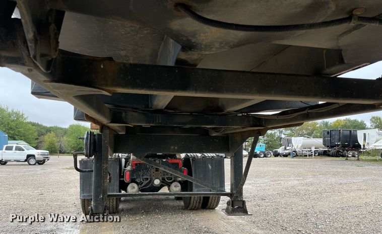 image for item NZ9014 2002 Clement HL-3966-AIR  end dump trailer