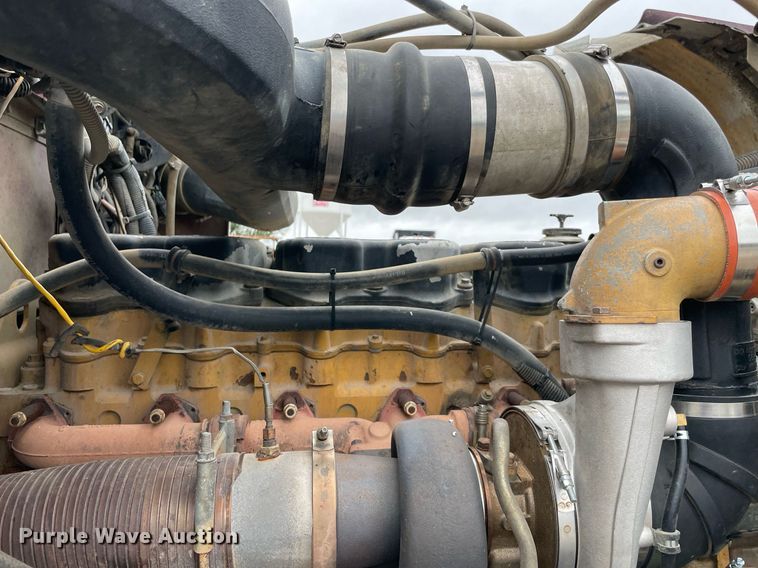 image for item NZ9015 2003 Western Star 4900EX  semi truck