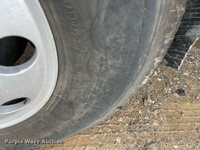 image for item NZ9015 2003 Western Star 4900EX  semi truck