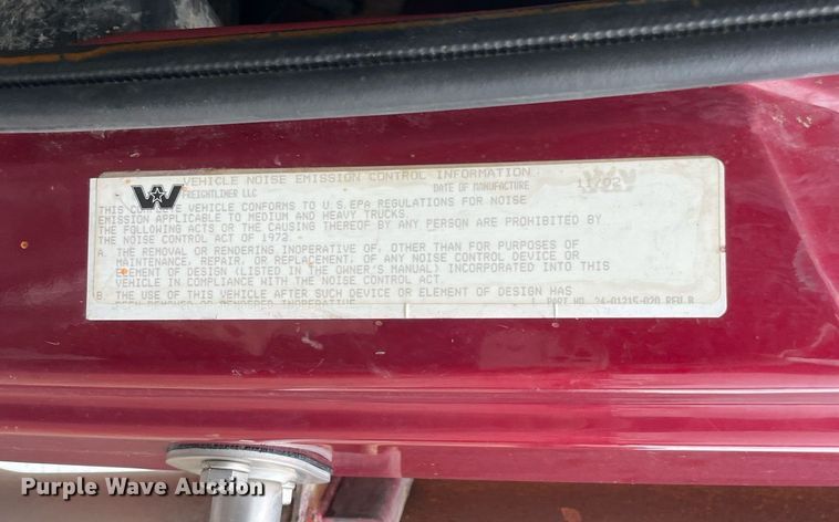 image for item NZ9015 2003 Western Star 4900EX  semi truck