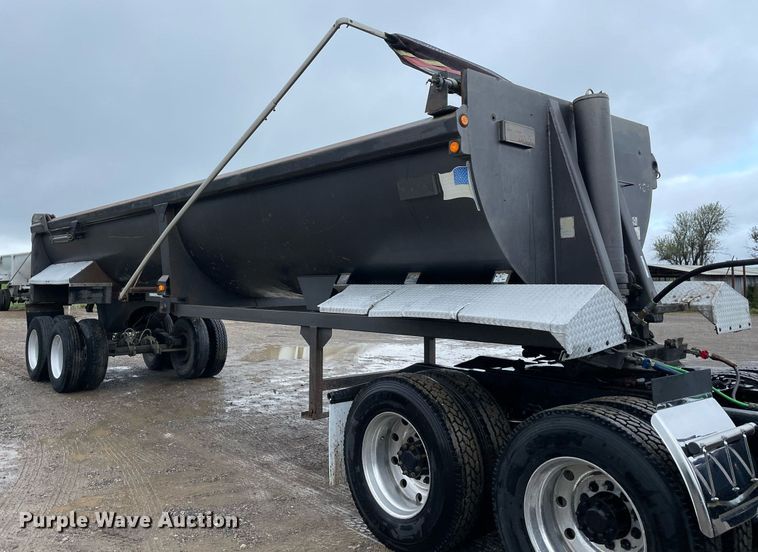 image for item NZ9016 2000 Travis  end dump trailer