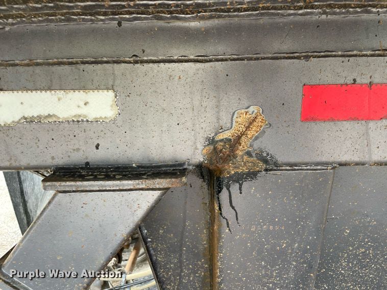 image for item NZ9016 2000 Travis  end dump trailer