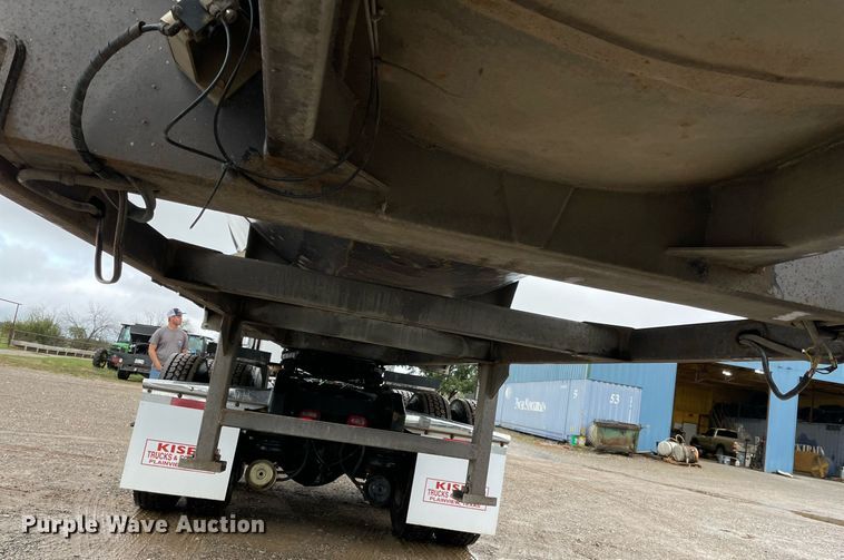 image for item NZ9016 2000 Travis  end dump trailer