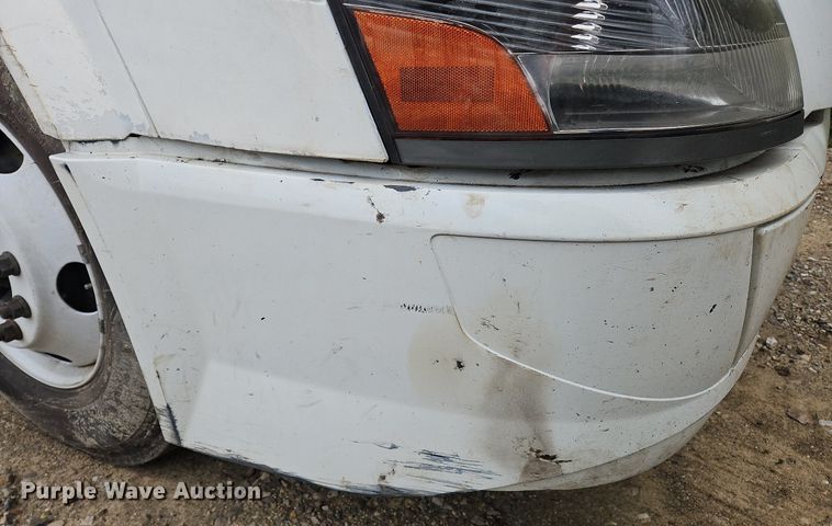 image for item NZ9038 2017 Volvo VNL  semi truck