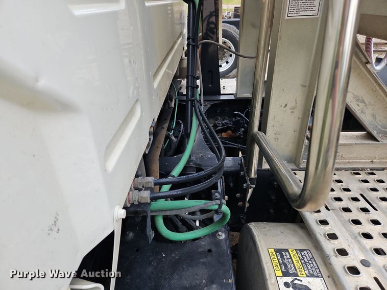 image for item NZ9038 2017 Volvo VNL  semi truck