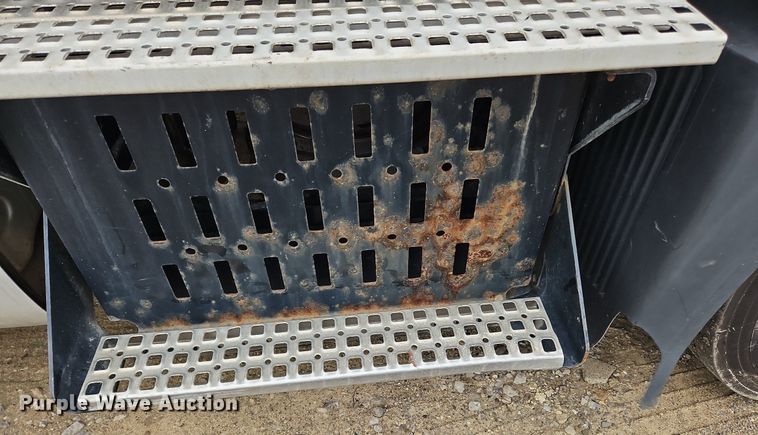 image for item NZ9038 2017 Volvo VNL  semi truck