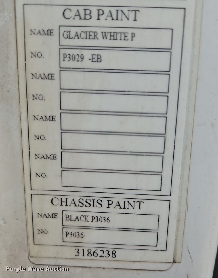 image for item NZ9038 2017 Volvo VNL  semi truck