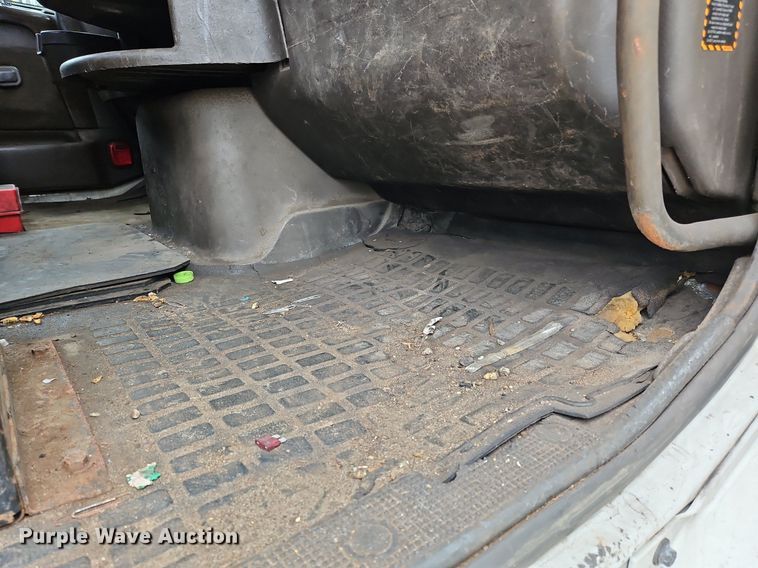 image for item NZ9039 2016 Volvo VNL  semi truck