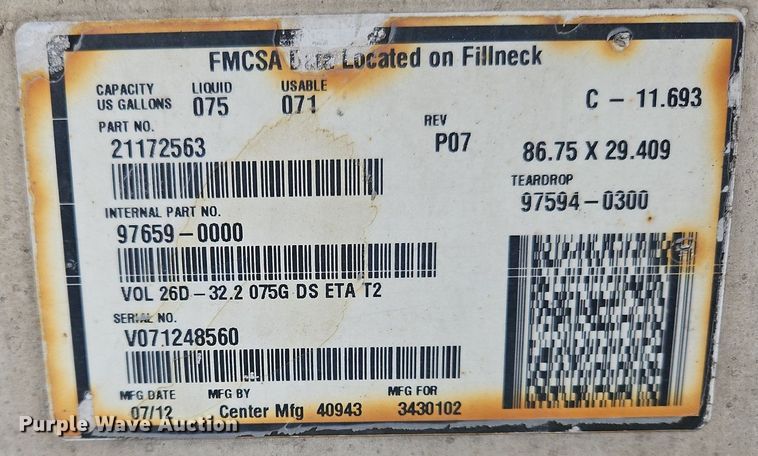 image for item NZ9040 2013 Volvo VNL  semi truck