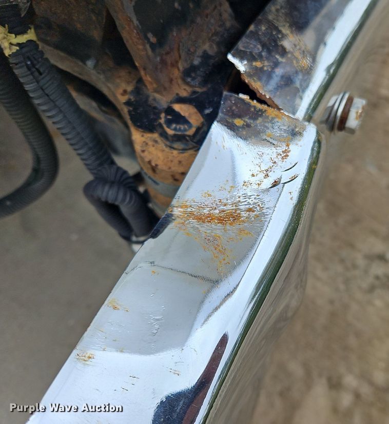 image for item NZ9041 2011 Western Star 4900EX  semi truck