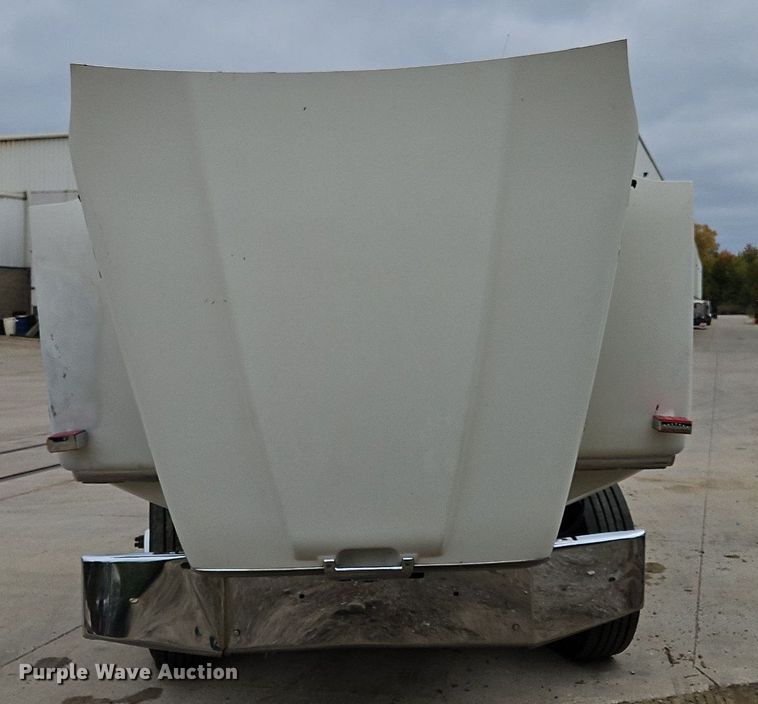 image for item NZ9041 2011 Western Star 4900EX  semi truck