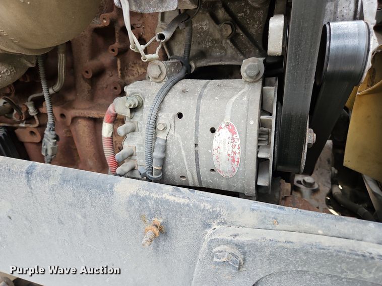 image for item NZ9041 2011 Western Star 4900EX  semi truck