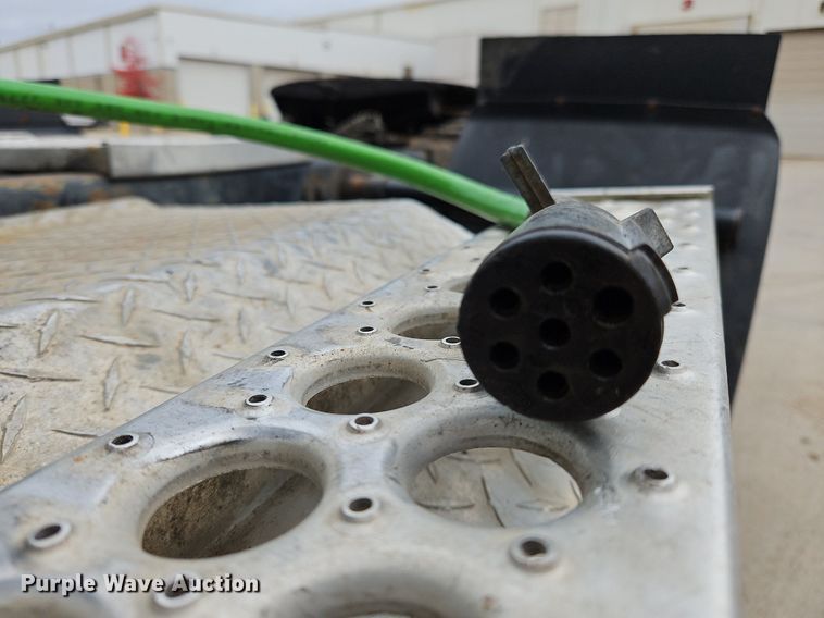 image for item NZ9041 2011 Western Star 4900EX  semi truck