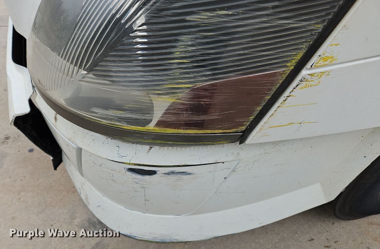 image for item NZ9042 2014 Volvo VNL  semi truck