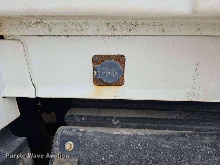 image for item NZ9042 2014 Volvo VNL  semi truck