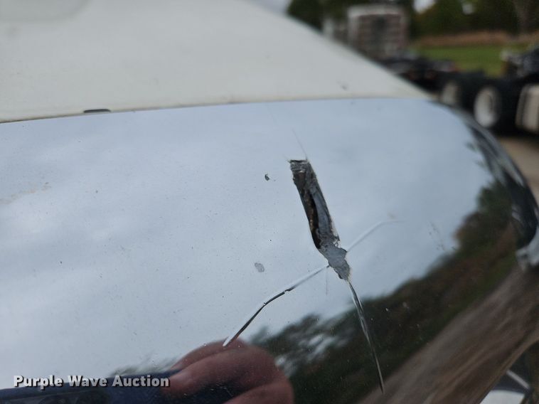 image for item NZ9043 2012 Freightliner Cascadia  semi truck