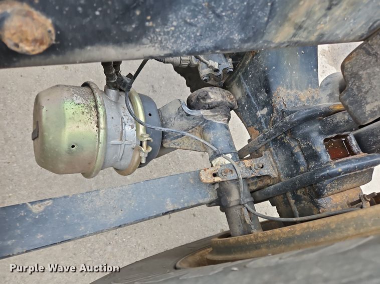 image for item NZ9043 2012 Freightliner Cascadia  semi truck