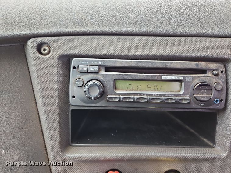 image for item NZ9043 2012 Freightliner Cascadia  semi truck