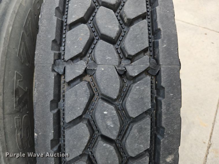 image for item NZ9043 2012 Freightliner Cascadia  semi truck