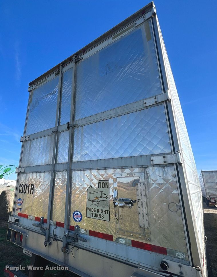 image for item OA9133 2013 Utility  refrigerated van trailer