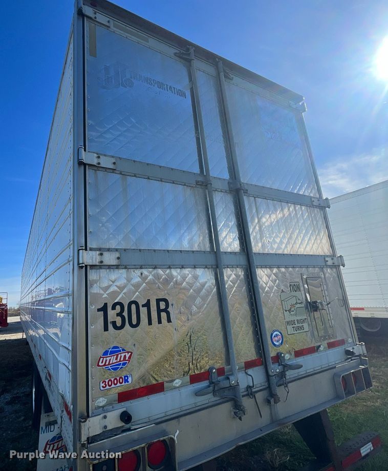 image for item OA9133 2013 Utility  refrigerated van trailer