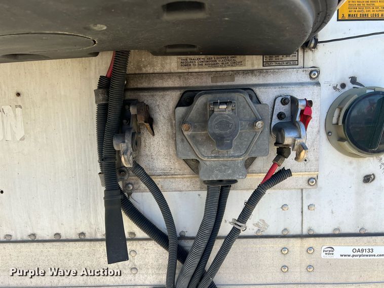 image for item OA9133 2013 Utility  refrigerated van trailer