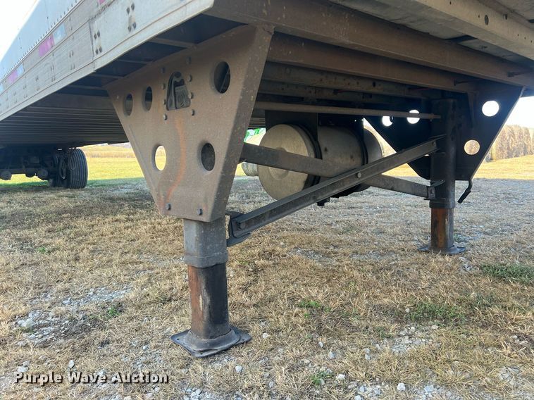 image for item OA9133 2013 Utility  refrigerated van trailer