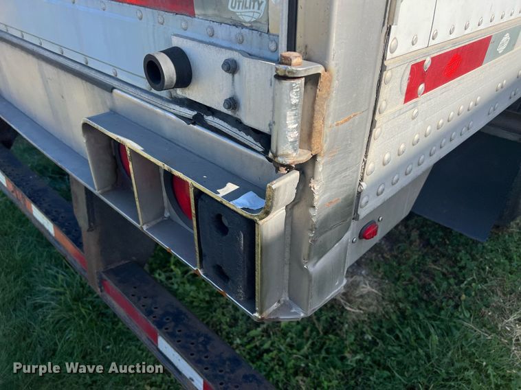 image for item OA9133 2013 Utility  refrigerated van trailer