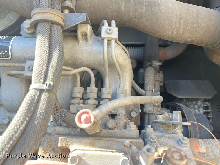 image for item OA9133 2013 Utility  refrigerated van trailer