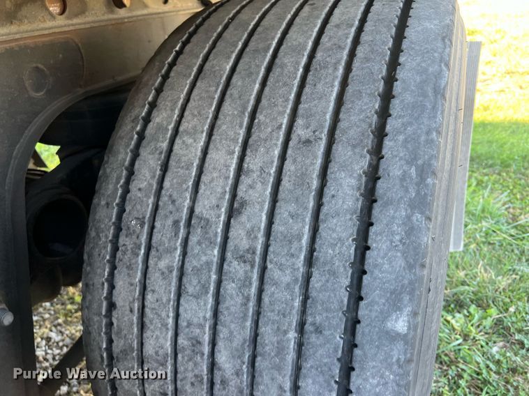 image for item OA9133 2013 Utility  refrigerated van trailer