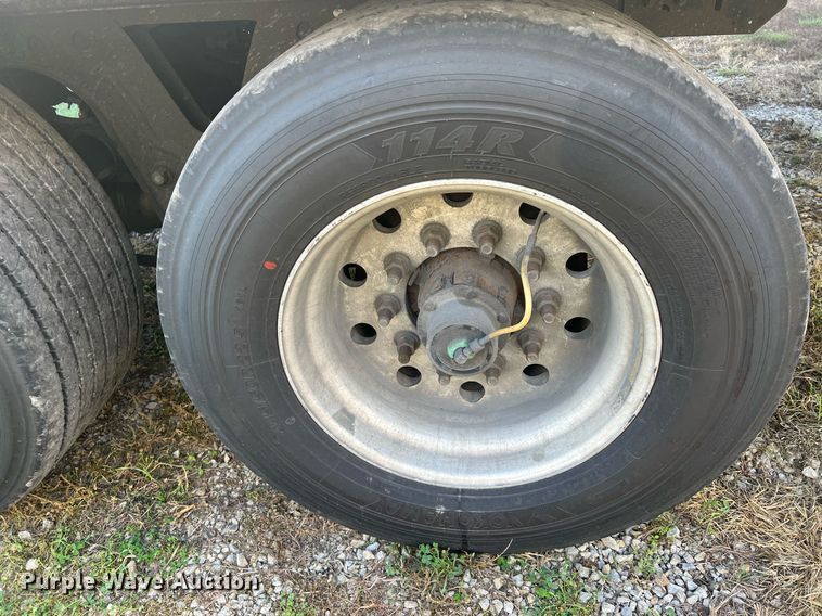 image for item OA9133 2013 Utility  refrigerated van trailer