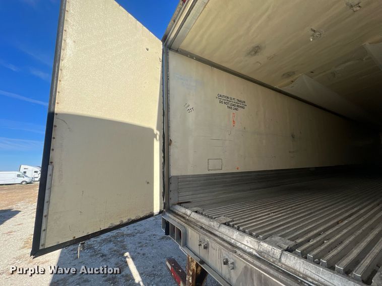 image for item OA9134 2004 Utility  refrigerated van trailer