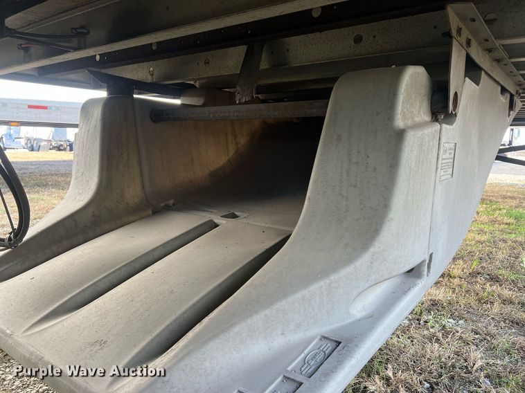 image for item OA9135 2013 Utility  refrigerated van trailer