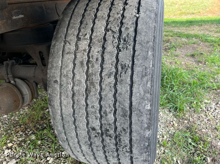 image for item OA9135 2013 Utility  refrigerated van trailer