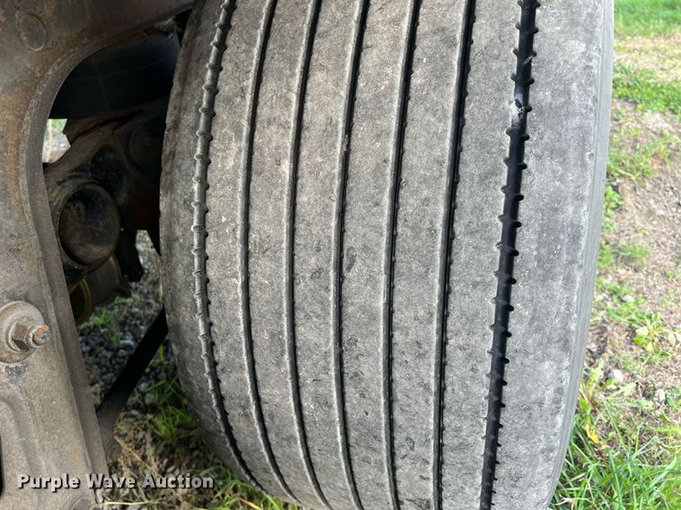 image for item OA9135 2013 Utility  refrigerated van trailer