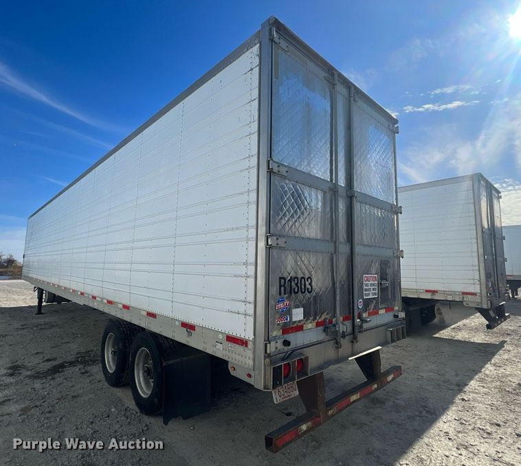 image for item OA9136 2013 Utility  refrigerated van trailer