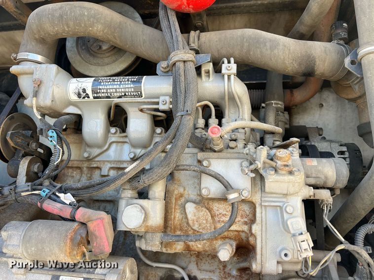 image for item OA9136 2013 Utility  refrigerated van trailer