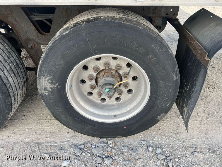 image for item OA9136 2013 Utility  refrigerated van trailer