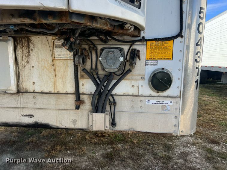 image for item OA9137 2005 Utility  refrigerated van trailer