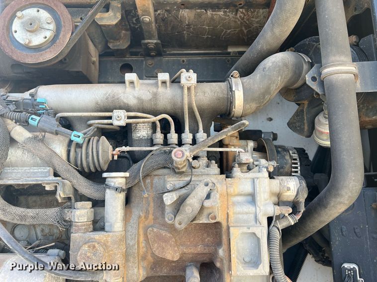 image for item OA9137 2005 Utility  refrigerated van trailer