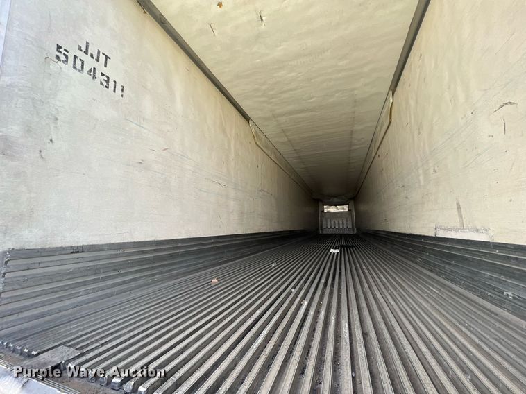 image for item OA9137 2005 Utility  refrigerated van trailer