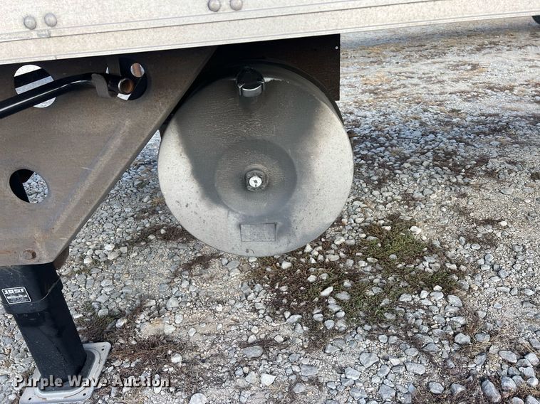 image for item OA9138 2013 Utility  refrigerated van trailer