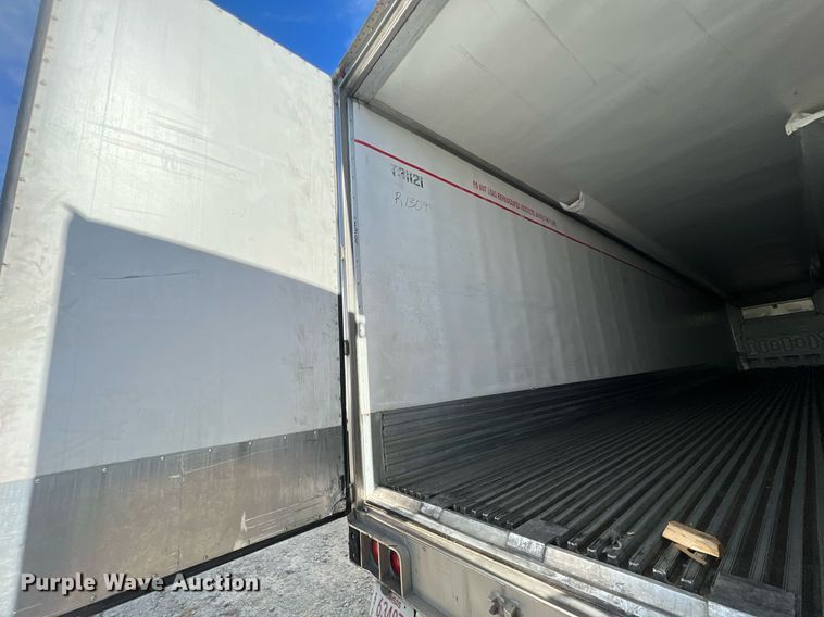 image for item OA9138 2013 Utility  refrigerated van trailer