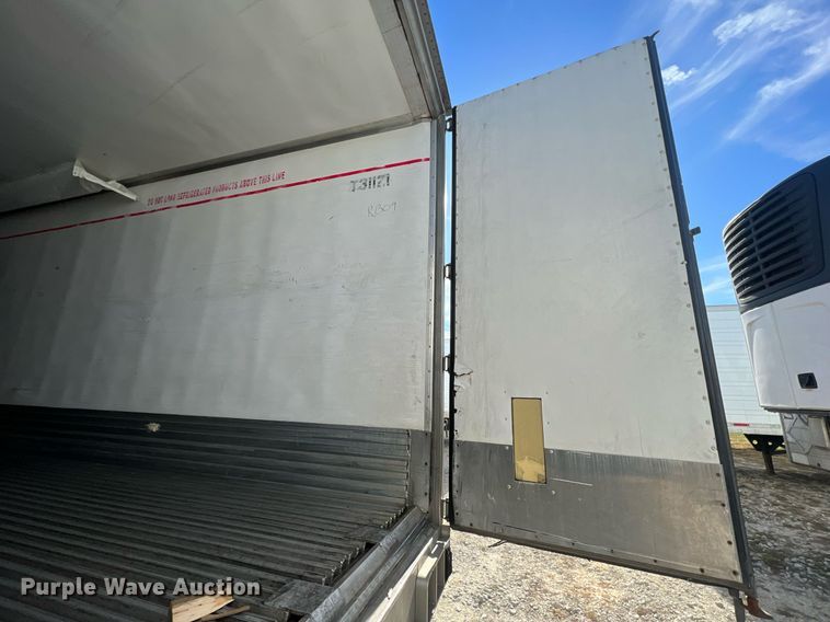 image for item OA9138 2013 Utility  refrigerated van trailer