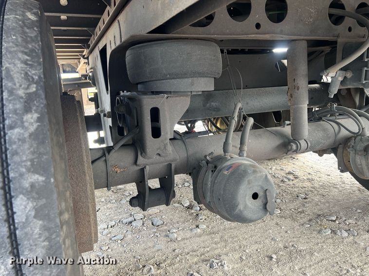 image for item OA9138 2013 Utility  refrigerated van trailer