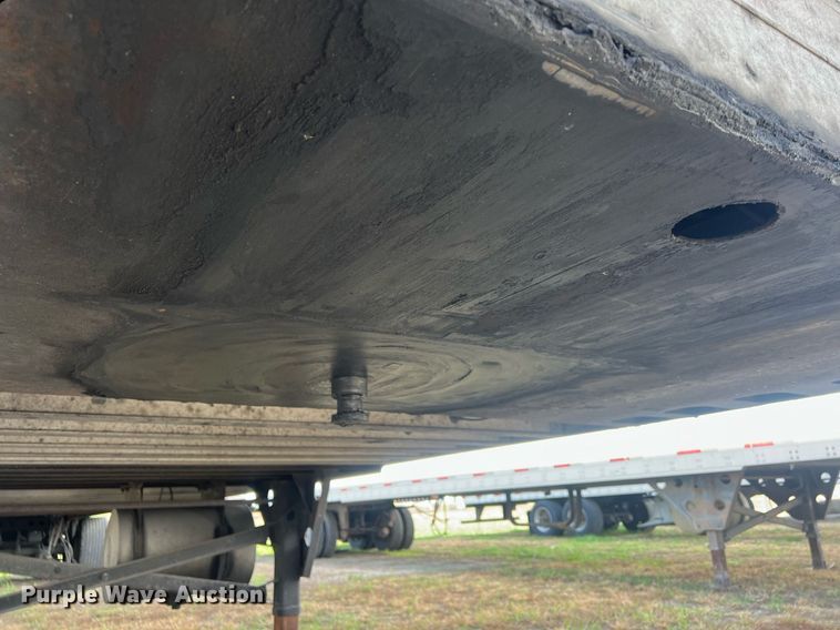 image for item OA9139 2013 Utility  refrigerated van trailer