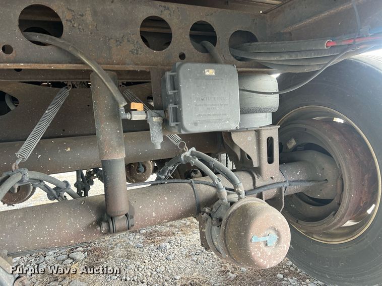 image for item OA9140 2013 Utility  refrigerated van trailer