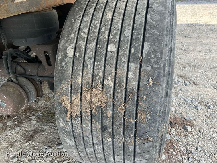 image for item OA9140 2013 Utility  refrigerated van trailer