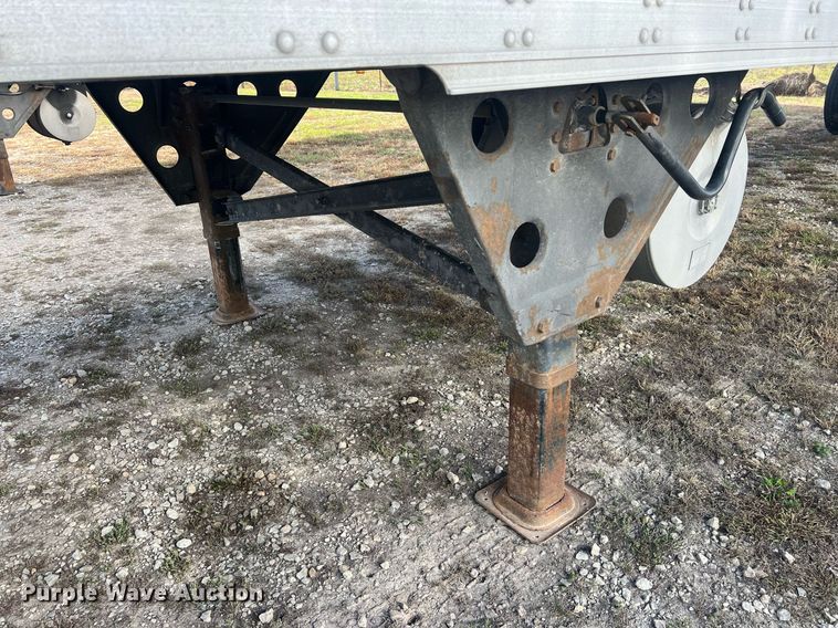 image for item OA9141 2013 Utility  refrigerated van trailer