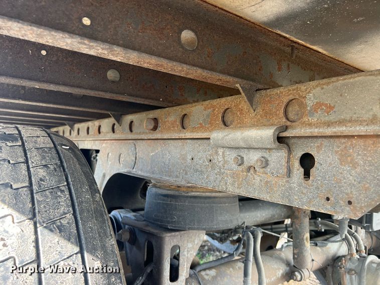 image for item OA9141 2013 Utility  refrigerated van trailer